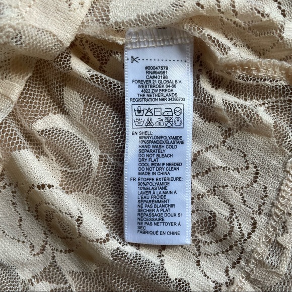 F21 Lace Cami - Picture 3 of 3